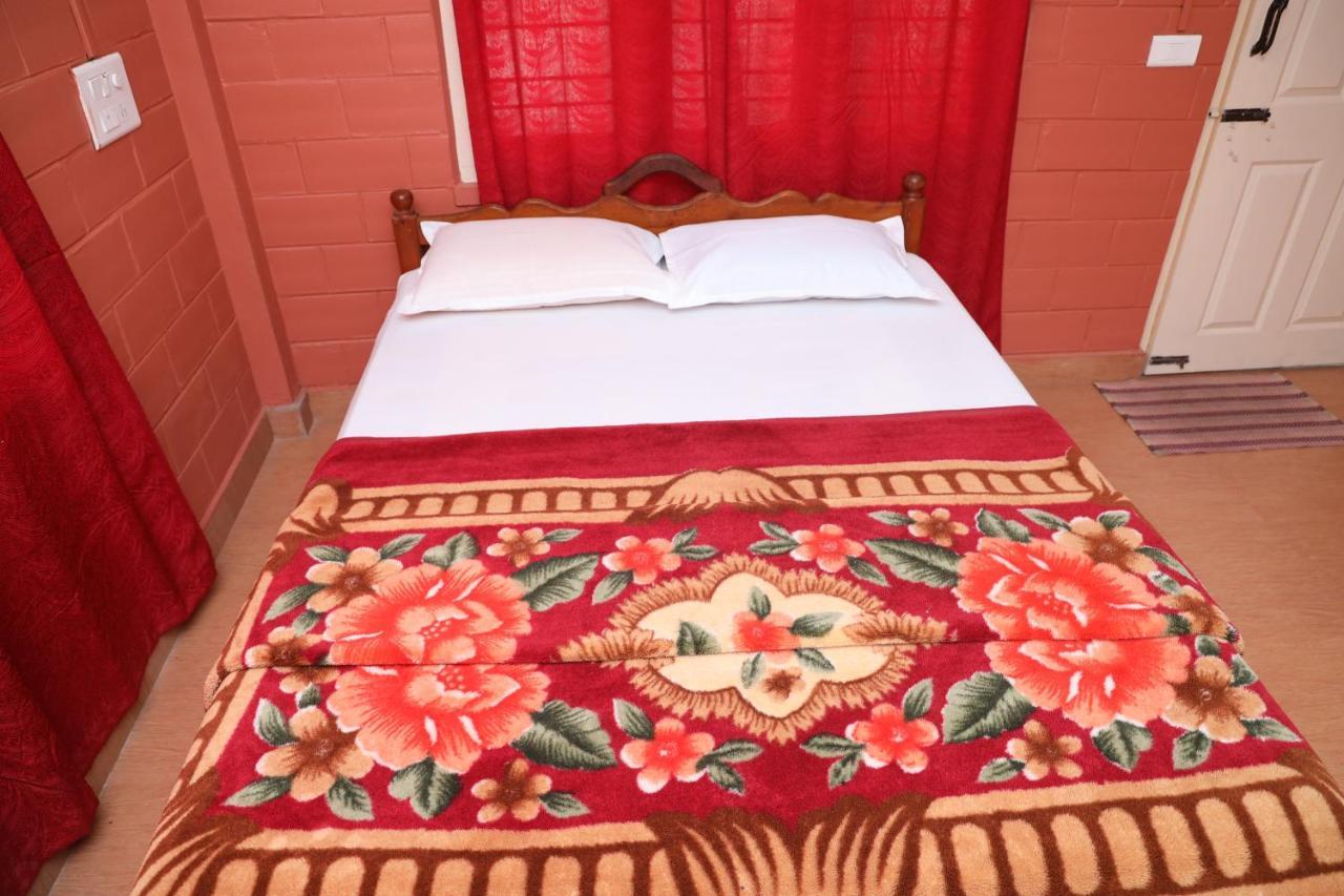 Sai Holiday Home Мадикери Экстерьер фото