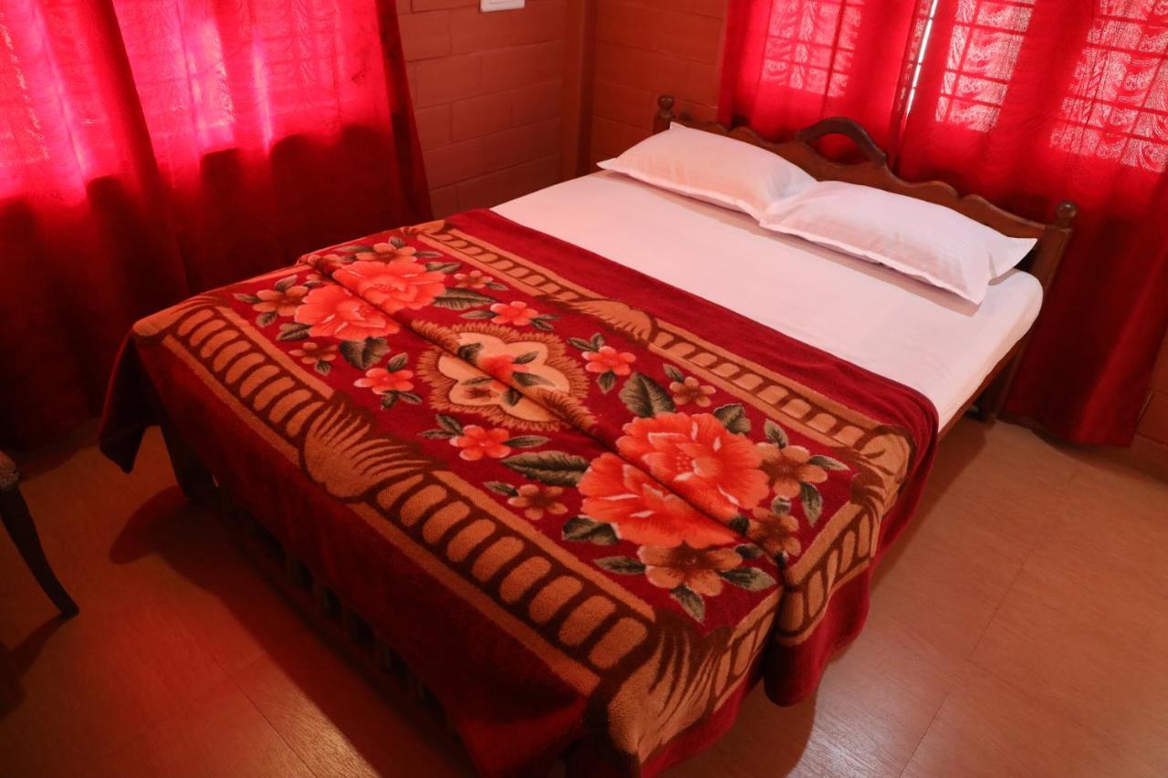 Sai Holiday Home Мадикери Экстерьер фото